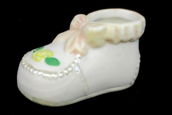 Vintage Lot of 2 Baby Decor Hand Painted Porcelain Baby Shoe Teddy Bear Balloons