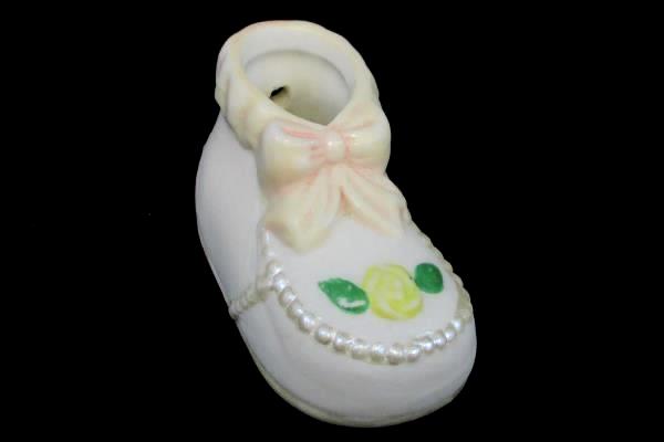 Vintage Lot of 2 Baby Decor Hand Painted Porcelain Baby Shoe Teddy Bear Balloons