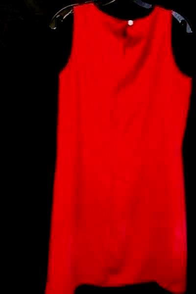 Women's Red Dress By NY&CO Size 8 100% Polyester Jewel Neckline Sea Shell Button