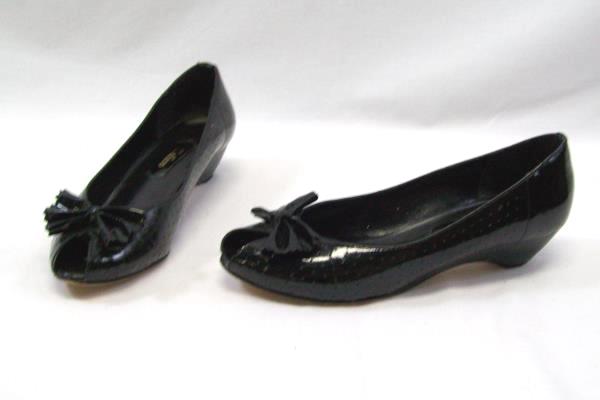 Calico Women's Black Wedges Bow Size 7 1/2 ~ Box Included