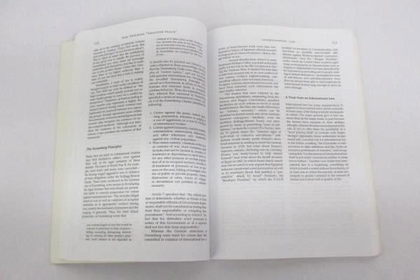 2000 Paperback Approaches to Peace: A Reader in Peace Studies by David P. Barash