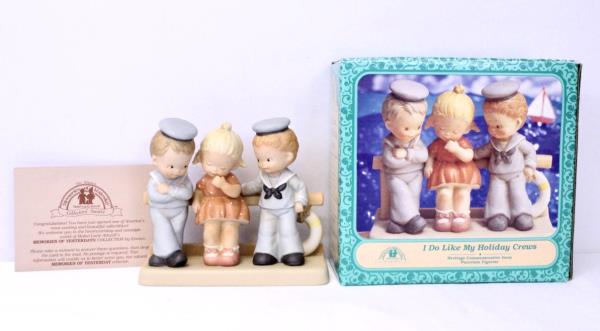 1995 Enesco Memories Of Yesterday Figurine I Do Like My Holiday Crews Attwell LE