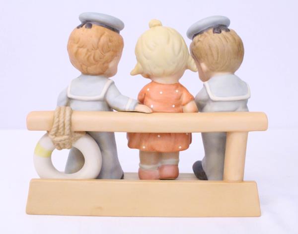 1995 Enesco Memories Of Yesterday Figurine I Do Like My Holiday Crews Attwell LE