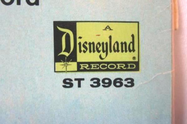 The Story and Songs of Walt Disney's Three Little Pigs 12" LP w/ Book ST 3963
