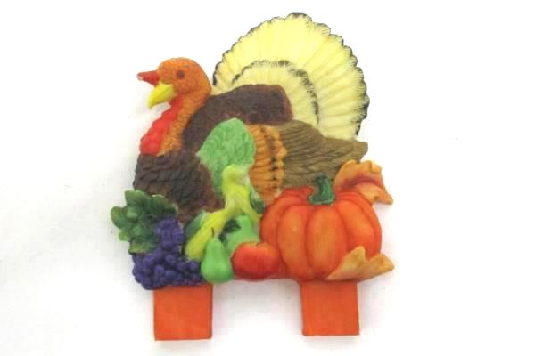 Lot 4 Retro Style Holiday Resin Garden Plant Plaque Art Sign Thanksgiving Santa