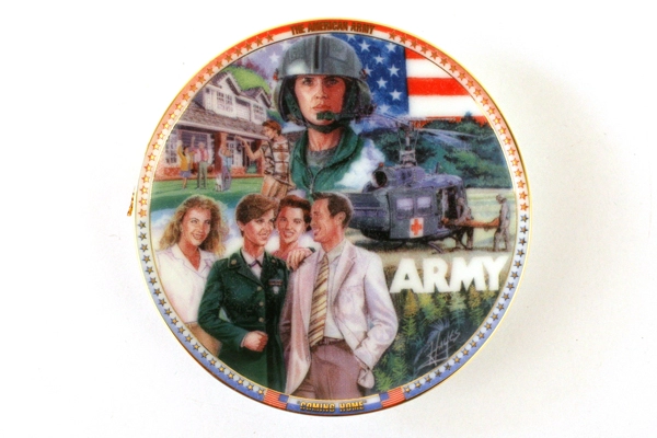 Hayes US ARMY Woman COMING HOME Mini Plate ORNAMENT