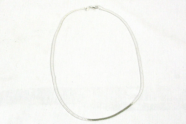 21" Rinc Lind SP Silver Herringbone Necklace
