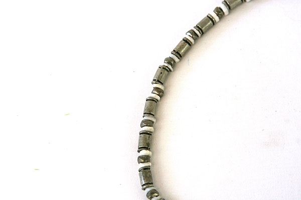 18.5" KB Silvertone And White Bead Necklace