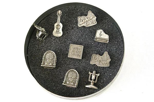 Set Of KINK Radio Pewter Hat Pins In A Tin