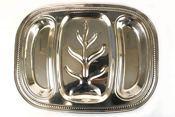 Large English Silver MFG. Corp. Silverplate Meat Tray