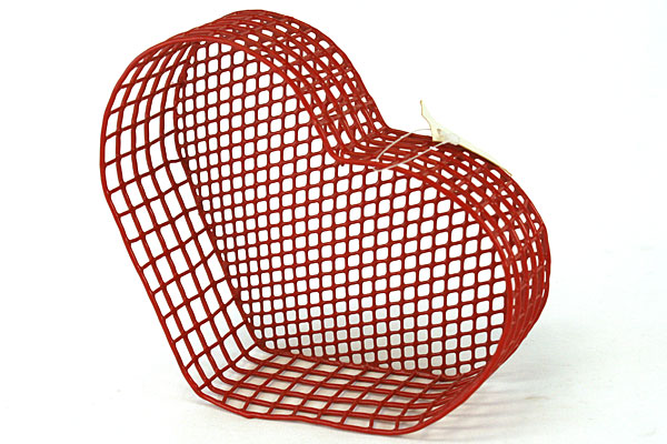 Papel Giftware Sweetheart Station Basket and 3 Pairs of Game of Love Earrings