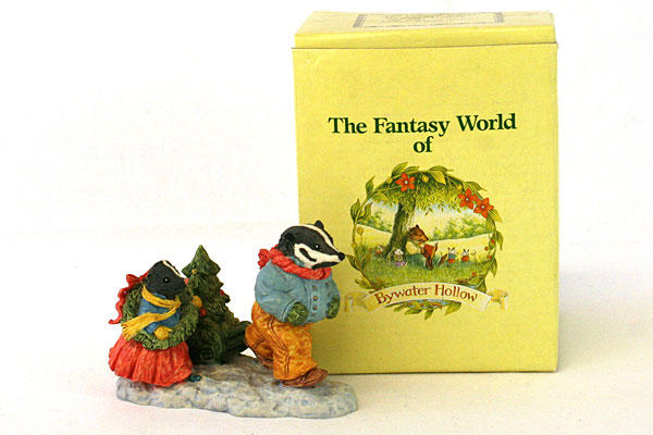 Fantasy World Of Bywater Hollow Figurine Mr. Nidd and Violet Heirloom Christmas