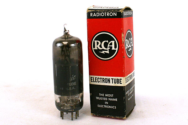 Vintage Radiotron Electron Tube 6AM8A 32R5-R (9-60) In Box