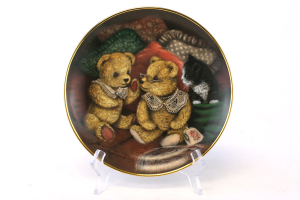 Franklin Mint Limited Ed. Fine Porcelain Bear Facts by Sue Willis 8" Plate