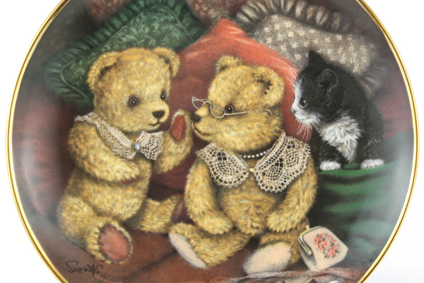 Franklin Mint Limited Ed. Fine Porcelain Bear Facts by Sue Willis 8" Plate