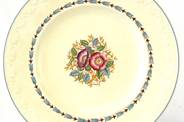 Vintage Wedgwood Evenlode Corinthian 8.5" Salad Plate
