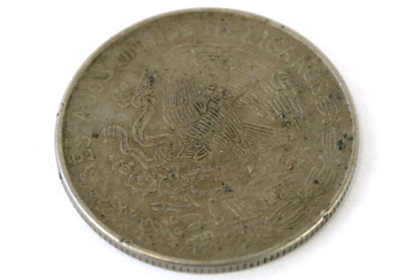 1971 Un Peso Coin From Mexico