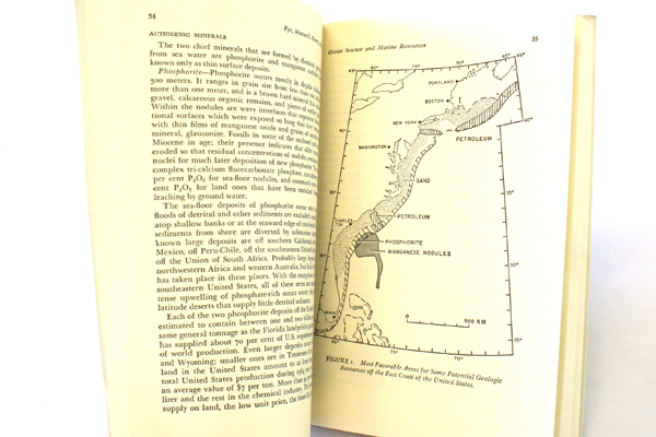 1968 Rare American Assembly Paperback Book Uses Of The Seas By Edmund A Gullion