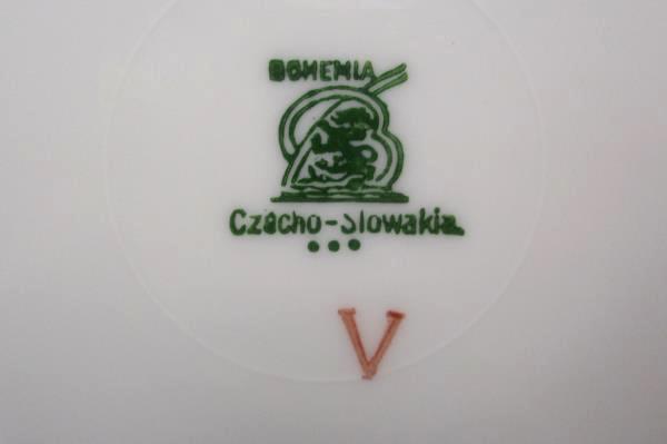 Replacements Bohemia Czechoslovakia Donatello Pattern Floral Bowl 2 Salad Plates