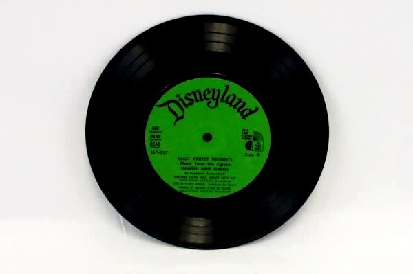 1967 Walt Disney The Story of Hansel and Gretel Record Songs Included LLP-317