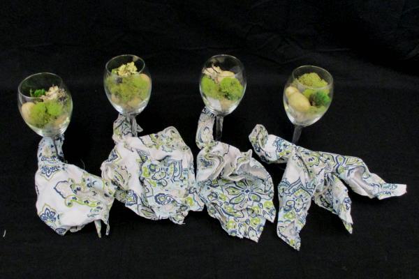 Set 4 Wine Glasses W/ Natural Earthy Filler Blue Green White Napkin Table Decor