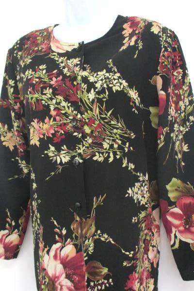 Black Blouse Floral Button Up Women's Petite Medium by Maggie Sweet ~VTG