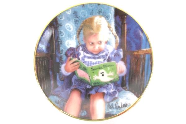 1997 Collectors Plate Spooky Stories by Artist Rob Anders Miniature COA & Stand