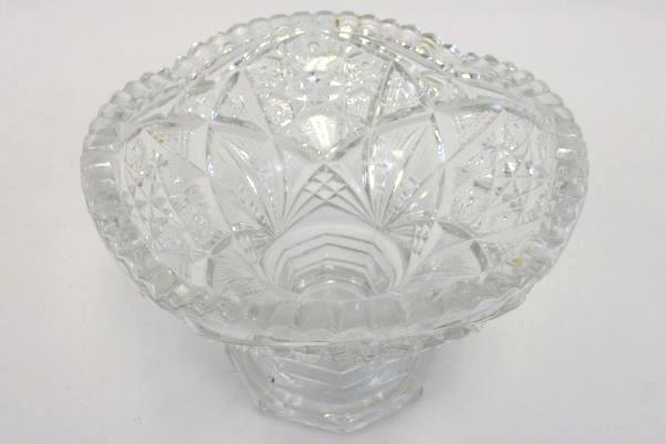 Vintage Starburst Pattern Clear Glass Decorative Pedestal Nut Candy Dish