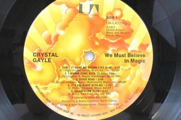 Crystal Gayle LP 33 RPM We Must Believe In Magic 1977 12"