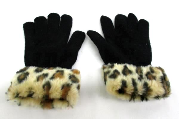 Girls Winter Accessories Lot Of 3 Piece Knit Hat Gloves Slippers Cheetah