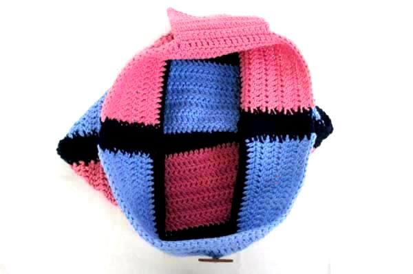 Women's Accessory Lot 2 Pieces Crochet Tablet Case Bag And Wallet Multicolor