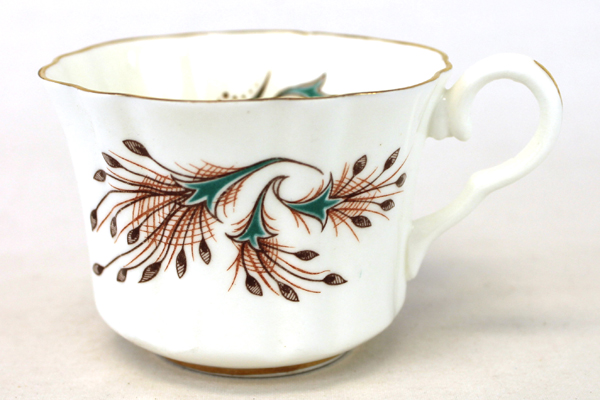 Vtg Marlborough Bone China Cup & Saucer With Feather Decor And 24KT Gold Trim