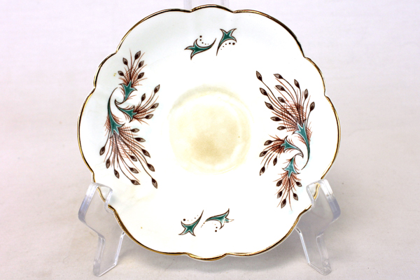 Vtg Marlborough Bone China Cup & Saucer With Feather Decor And 24KT Gold Trim