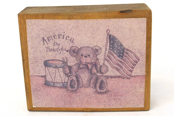Sarah's Attic America The Beautiful Display Block #1 Proud To Be An American