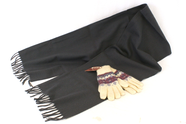 Wool Gray Shawl Wrap Scarf & Cream Colored Aris Dreampuff Knit Gloves