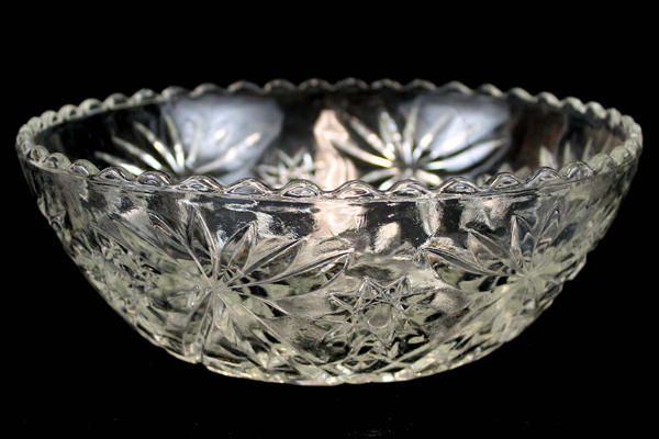 2: Vintage Anchor Hocking Medium Small Holiday Serving Bowls