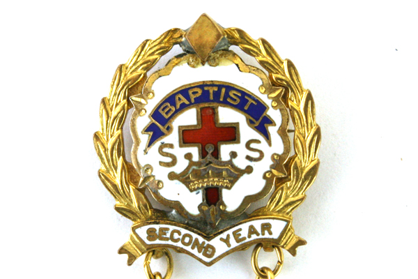 Little Cross & Crown UNCAS Baptist Sunday School Enamel Pin 2nd 3rd 4th Year