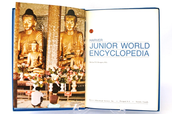 1972 Harver Junior Encyclopedia Volume 3 Bread - Civil Service