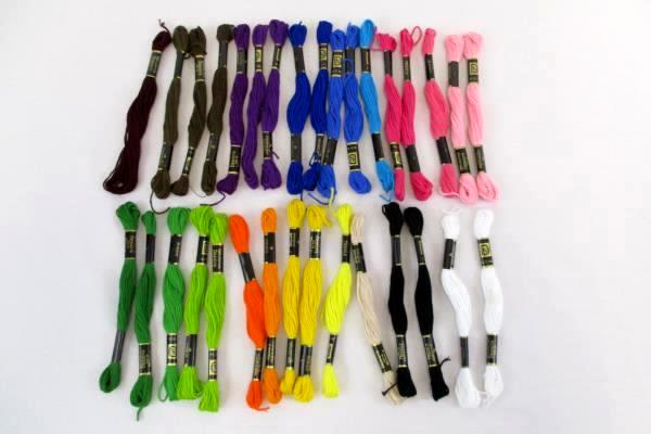 Lot of 32 Skeins Designs For The Needle Embroidery Floss NEW Many Colors