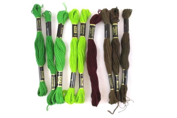 Lot of 32 Skeins Designs For The Needle Embroidery Floss NEW Many Colors