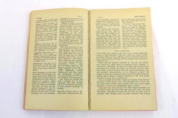 Justus J Schifferes PHD Family Medical Encyclopedia Benco Edition