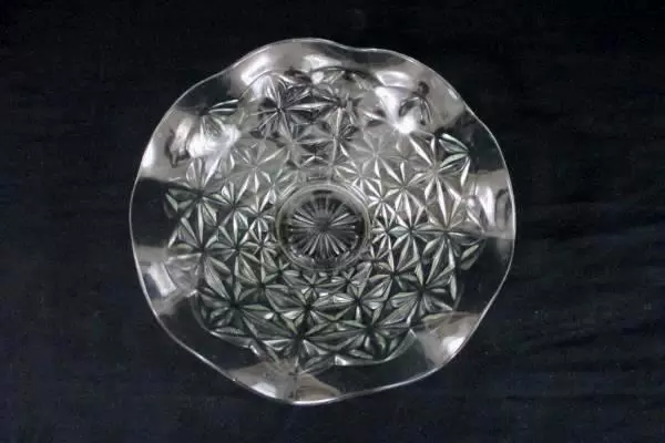 Large Bowl Serving Fruit Clear Glass Ruffled Edge Geometric Pattern 13.5" in Dia