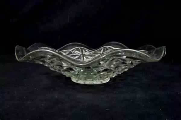 Large Bowl Serving Fruit Clear Glass Ruffled Edge Geometric Pattern 13.5" in Dia