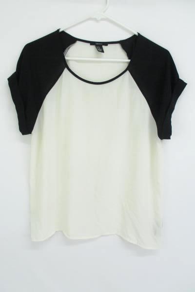 Women's Career Business Outfit Romy Black Pencil Skirt Forever 21 Blouse M