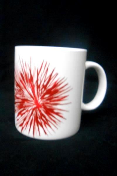 2014 Starbucks Red Splash Coffee Tea Mug Cup 12 fl oz