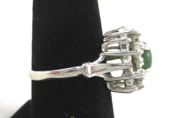 Vintage Uncas Jade Cabochon Cubic Zirconia Cluster Cocktail Ring Silver 6.5