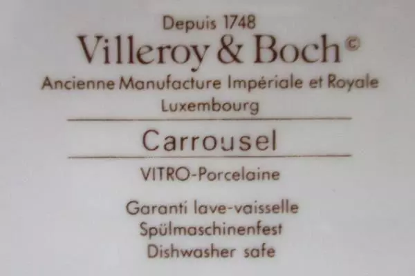 Villeroy And Boch Salad Plates Carrousel Gray Maroon Bands 9 Inches Set Of 4