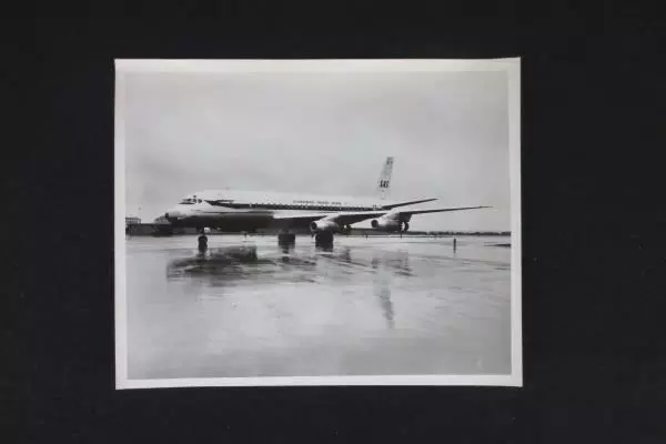 Lot of 4 Vintage B&W Photos Scandinavian Airlines System SAS Airplanes