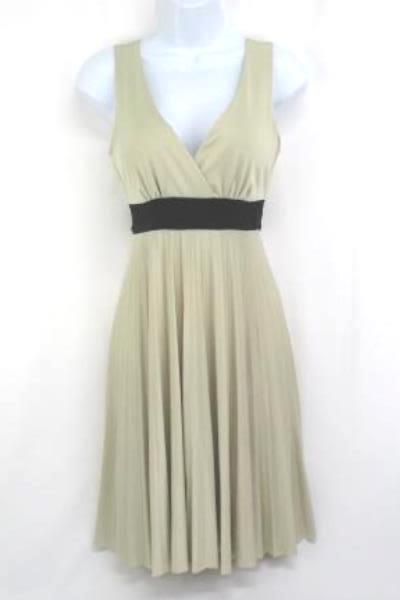 XXI Formal Dress Party Beige Blush Accordion Pleat Empire Waist Sz Medium M