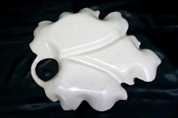 Medium White Gold Leaf 3 Section Ceramic Cali Original Platter